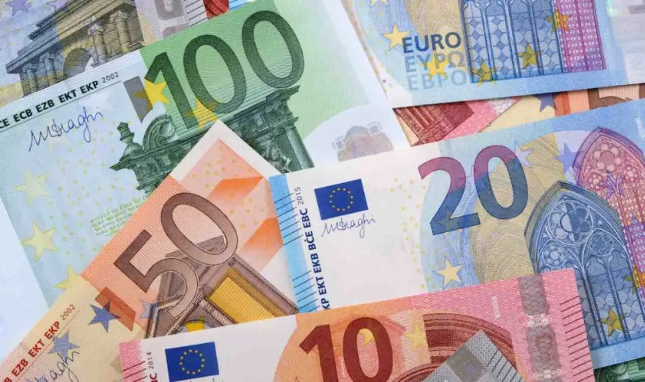 La diferencia clave entre comisiones y bonificaciones: tu ingreso extra depende de entender esto